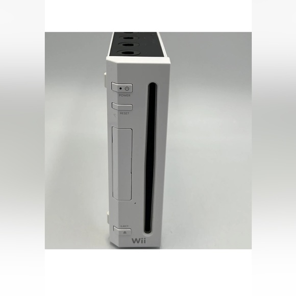 Nintendo Wii Console Nintendo Wii Console Only RVL-001 Gamecube Compatible - Picture 2 of 12